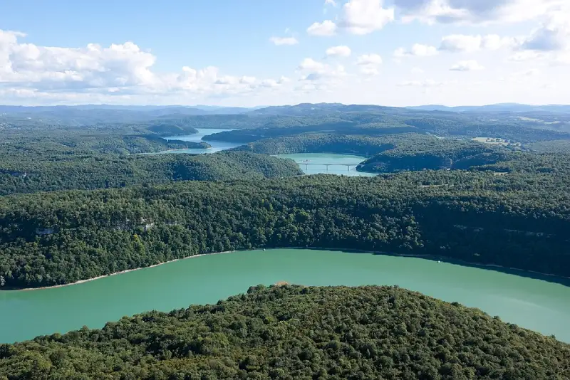 camping sauvage en Le lac de Vouglans